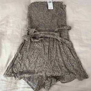 Abercrombie & Fitch Black and Cream Jumpsuit